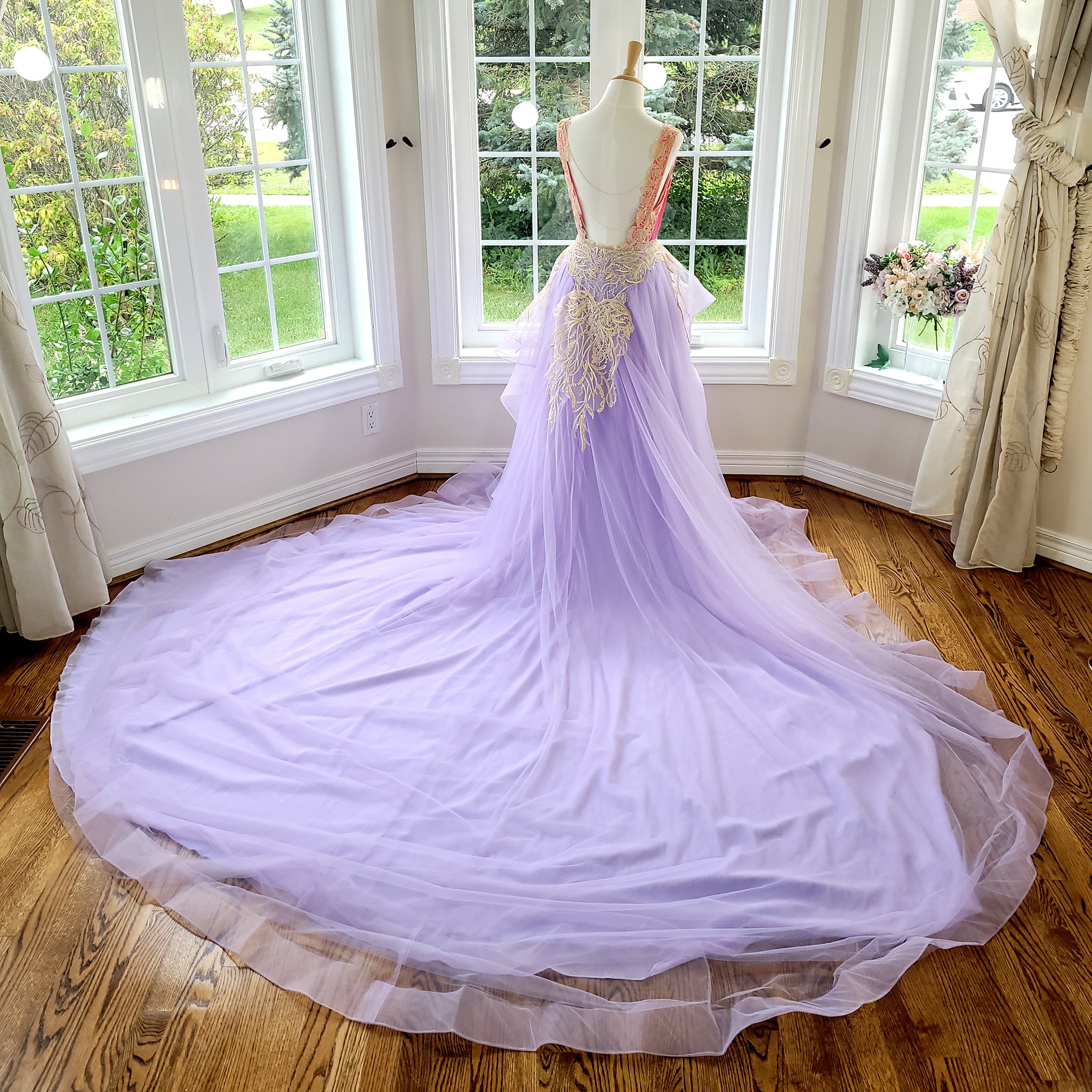 fitted lace wedding dress Light Purple Sleeveless A Line V-Neck Lace Wedding Dresses, Purple / 10