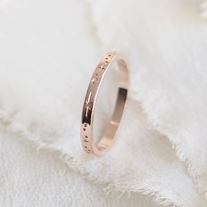 Star Engraved Ring, Celestial Gold Ring, Starry Ring Band, Alternative Wedding Ring, Unique Wedding Ring, Rose Gold Wedding Ring, Rose Gold