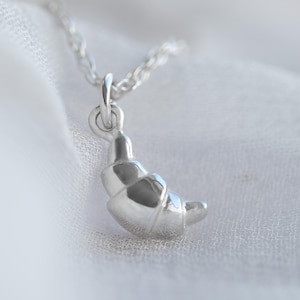 TATIANA☆[Silver925] Deli Croissant Necklace Dainty Croissant Necklace, Croissant Charm Necklace, Elegant