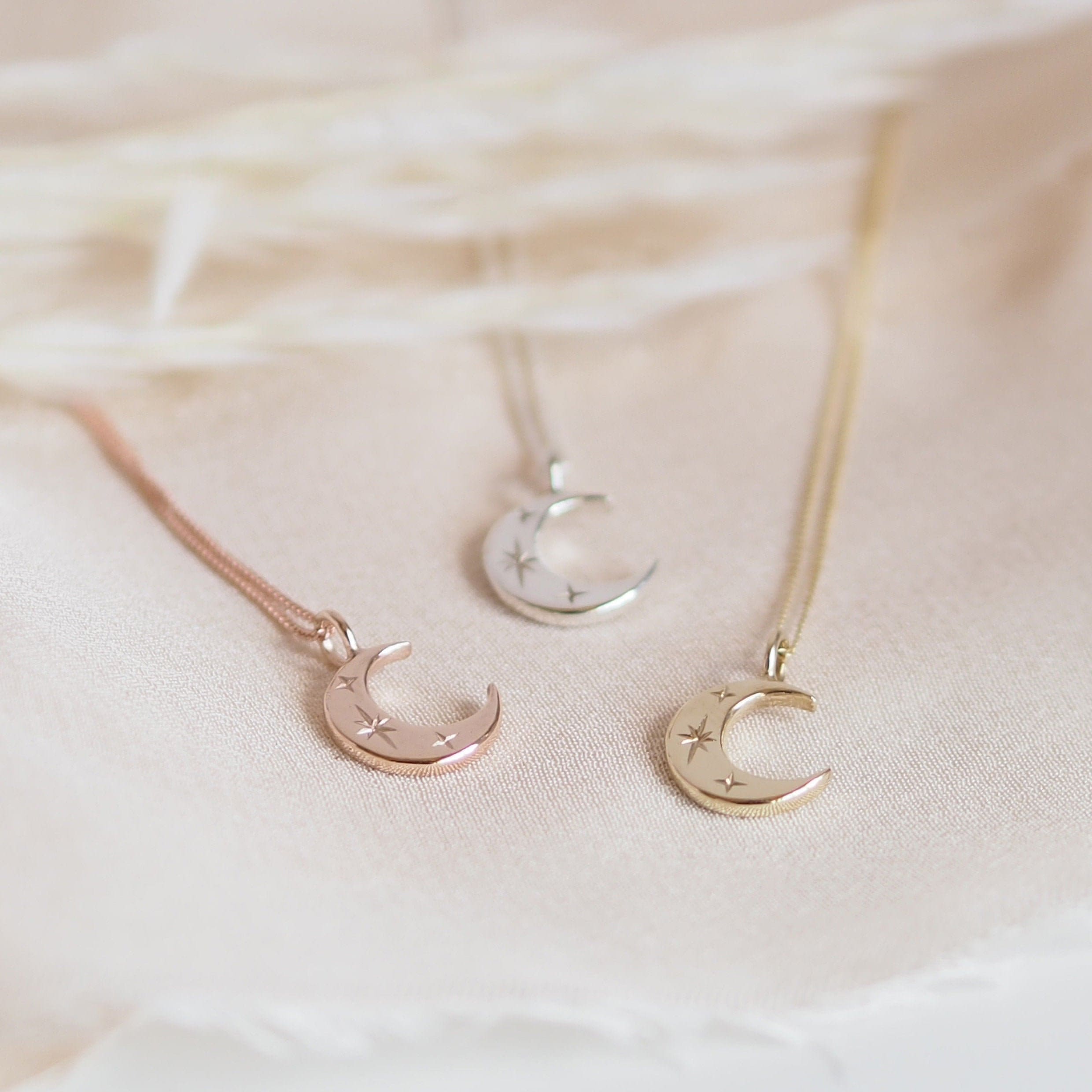 9 Carat Gold Crescent Moon Necklace 