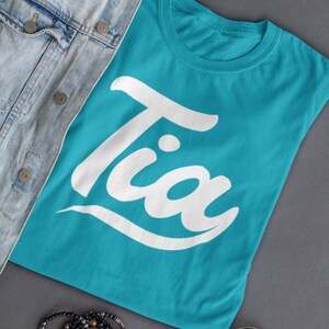 Tia Shirt, Spanish Tia, Portuguese Tia  Tia Favorita Shirt, Favorite Aunt TShirt Gift for Aunt Regalo para La Tia La Mejor Tia Best Aunt