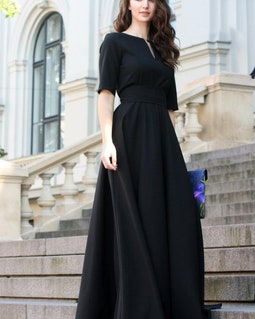 asymmetric hem dress LUI ASYMMETRICAL MIDI Color:Eggplant details:Statement Back Detail MATERIAL POLYESTER Backless Wedding Dresses |