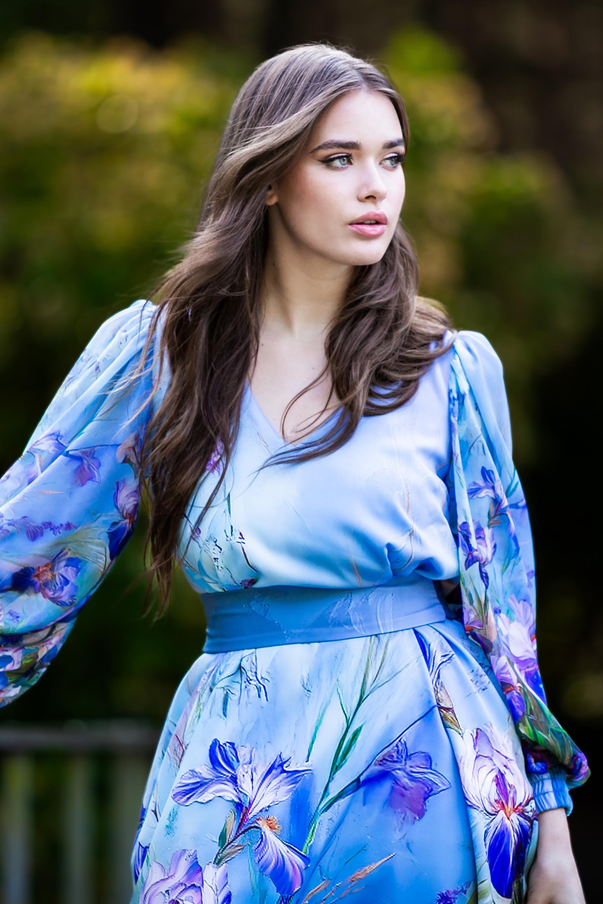 Floral Iris Maxi Dress: Chiffon Sleeves, Bow Back Evening Gown