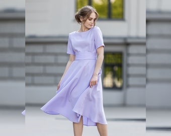 Robe lilas, Robe ajustée et évasée, Robe de demoiselle d'honneur, Robe de cocktail, Robe d'invitée de mariage, Robe élégante, Robe minimaliste, Robe trapèze