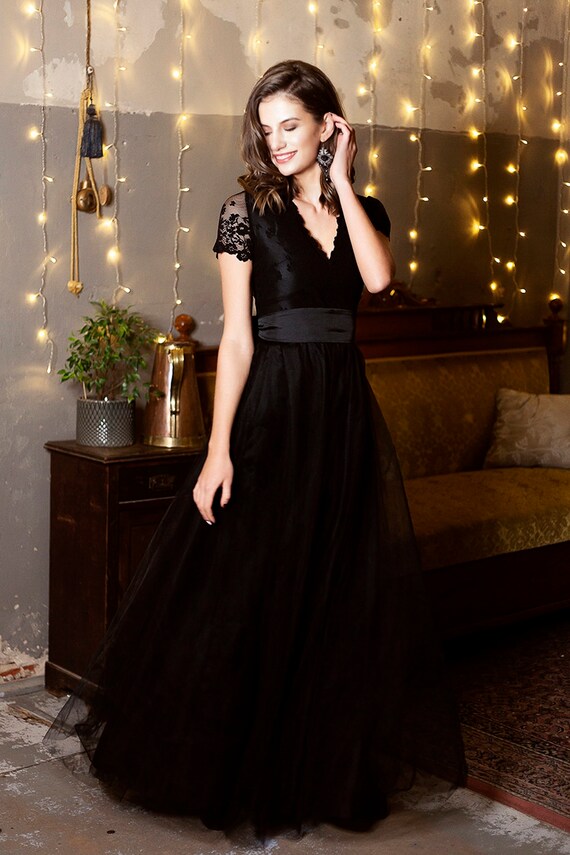 Maxi Tulle Dress, Black Lace Dress, Long Tulle Dress, Plus Size Clothing, Boho Dress, Vampire Dress, Gothic Maxi Dress, Mother of The Bride