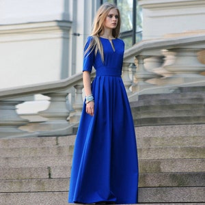 Femme Robe de cérémonie, Robe de soirée, Robe longue bleu roi, Robe longue plissée, Vêtements grande taille, Robe taille haute, Robe de cocktail, Élégante