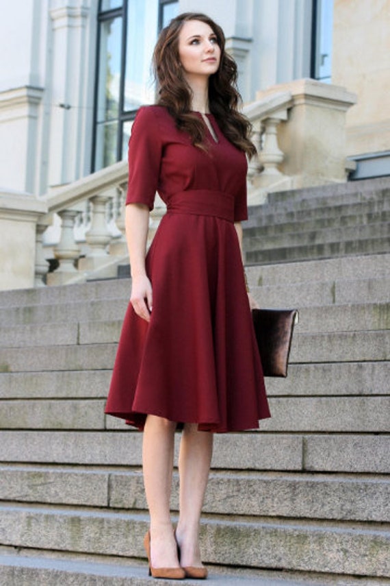 Vestido de mujer, vestido azul, vestido circular, vestido hasta la