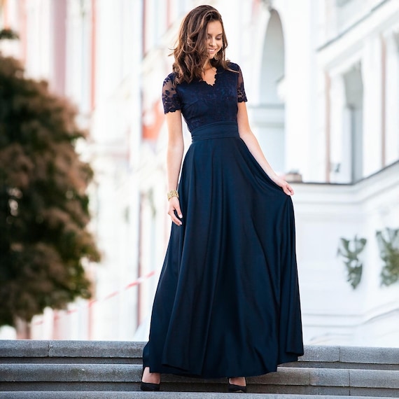 green emerald velvet dress Elegant A-Line Chiffon Midi Wedding Guest Dress main image 0
