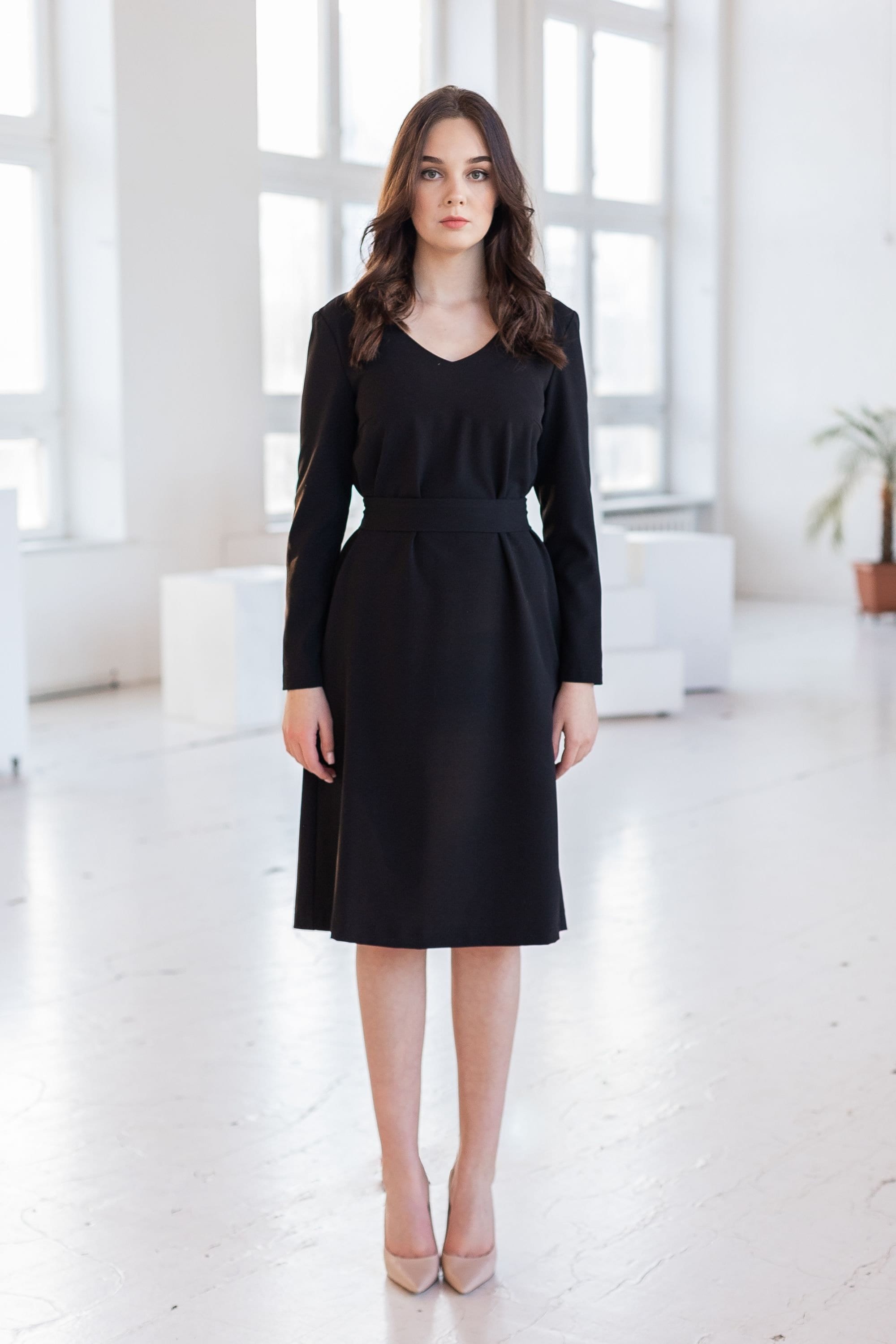 business black dress Zapaka Women Black Work Dress Pencil Midi Peak Lapel Business Dress with Sleeves, Black / US12