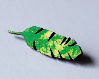 Banana Leaf Pin - Wooden leaf green and yellow riso brooch
