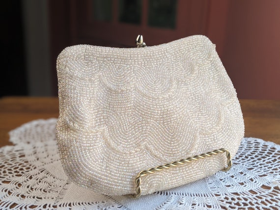 VINTAGE WALBORG SILVER BEAD EMBROIDERED EVENING PURSE WITH TWISTED