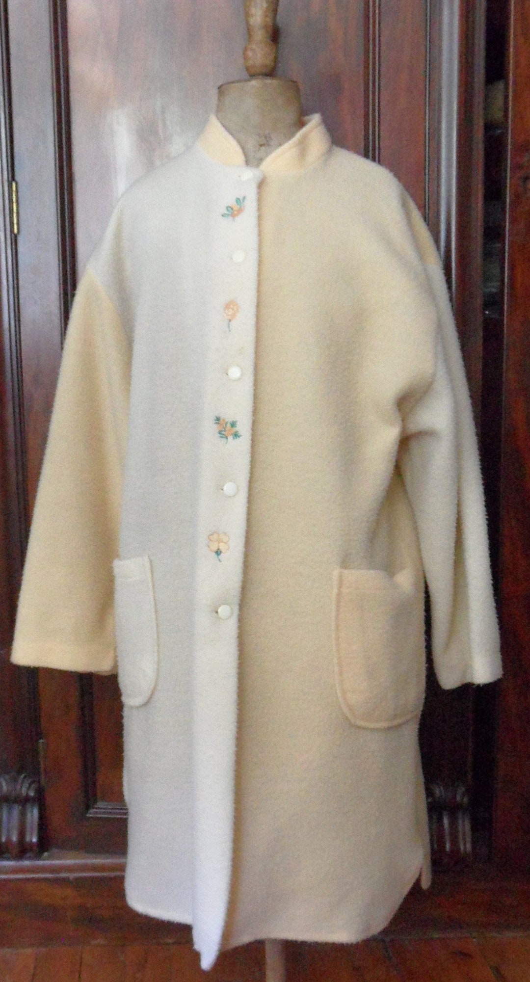 Vintage Dressing Gown,vintage French Dressing Gown,vintage Nightwear, Retro Nightwear, Etsy