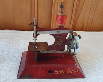 Children's sewing machine, vintage English