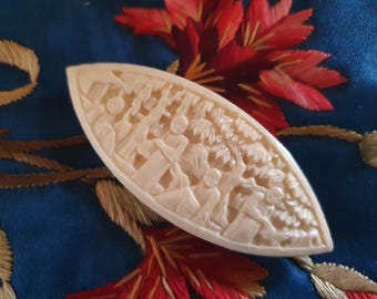 Tatting shuttle, antique Chinese, Canton