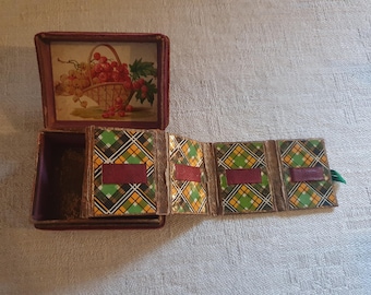 19th century needle holder, needle box, needle book, English, Vicorian
