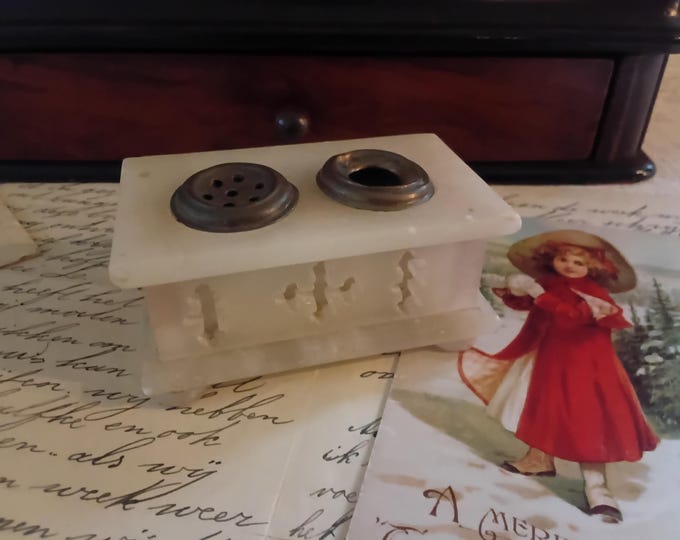Alabaster inkwell, 19th century