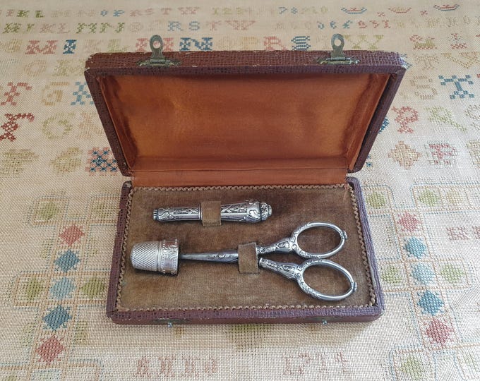 Sewing set, etui, case with silver needle case, thimble and  scissors, antique French