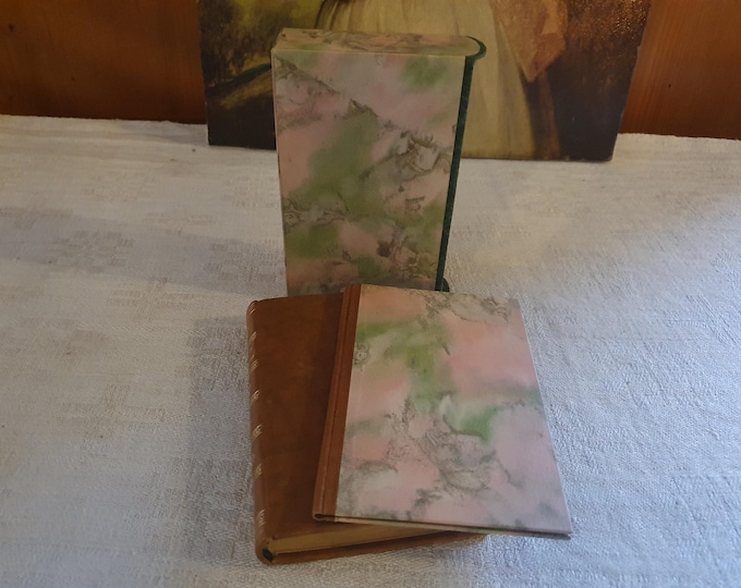 Lady's journal and almanac from 1815, antique French, boxed set.