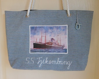 Nautical tote with picture of an early 20th century steamship