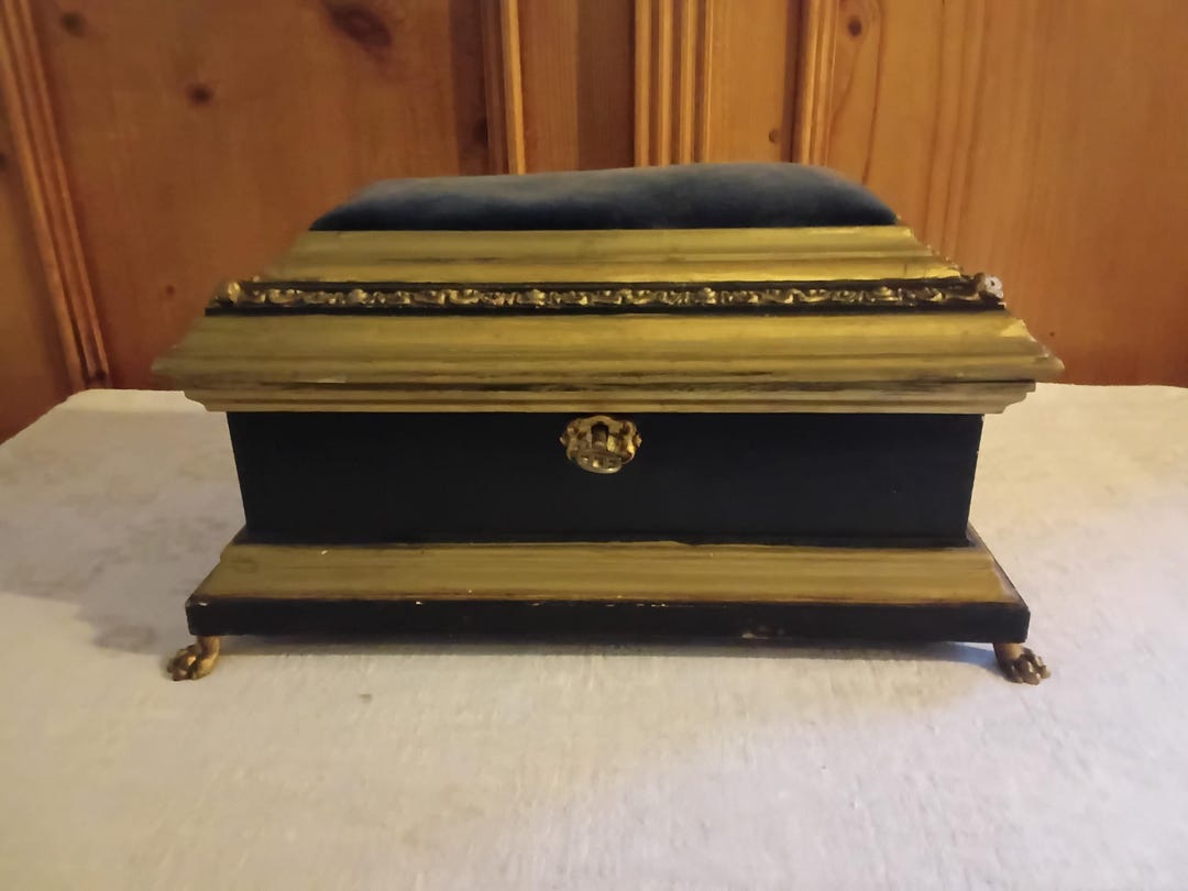 Coffret à Couture Ancien En Bois Sculpté - Style Napoléon III XIXe Siècle - Occasion Partiellement Restauré - France