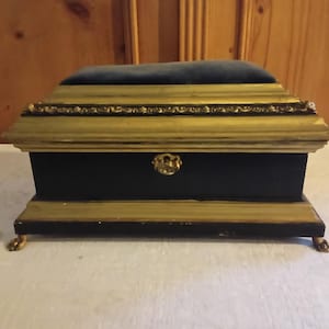 Antique sewing box, 19th century French, Napoleon III, with secret compartements