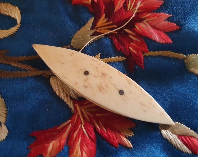 Bone tatting shuttle, antique, lace making tool