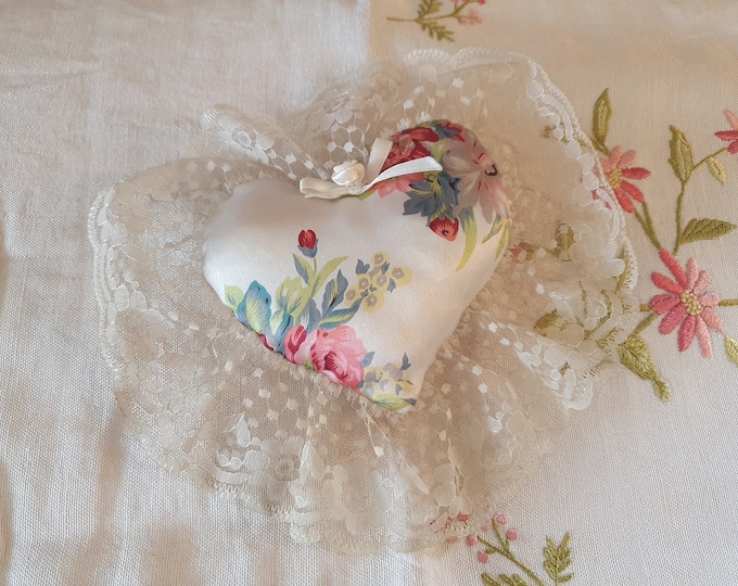 Pin cushion, vintage heart shaped