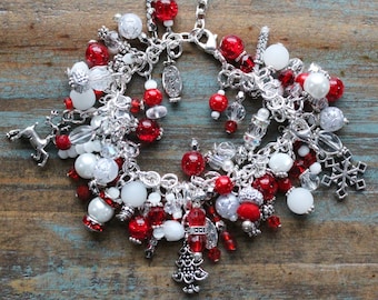 Red Beaded Christmas Charm Bracelet: Holiday Jewelry
