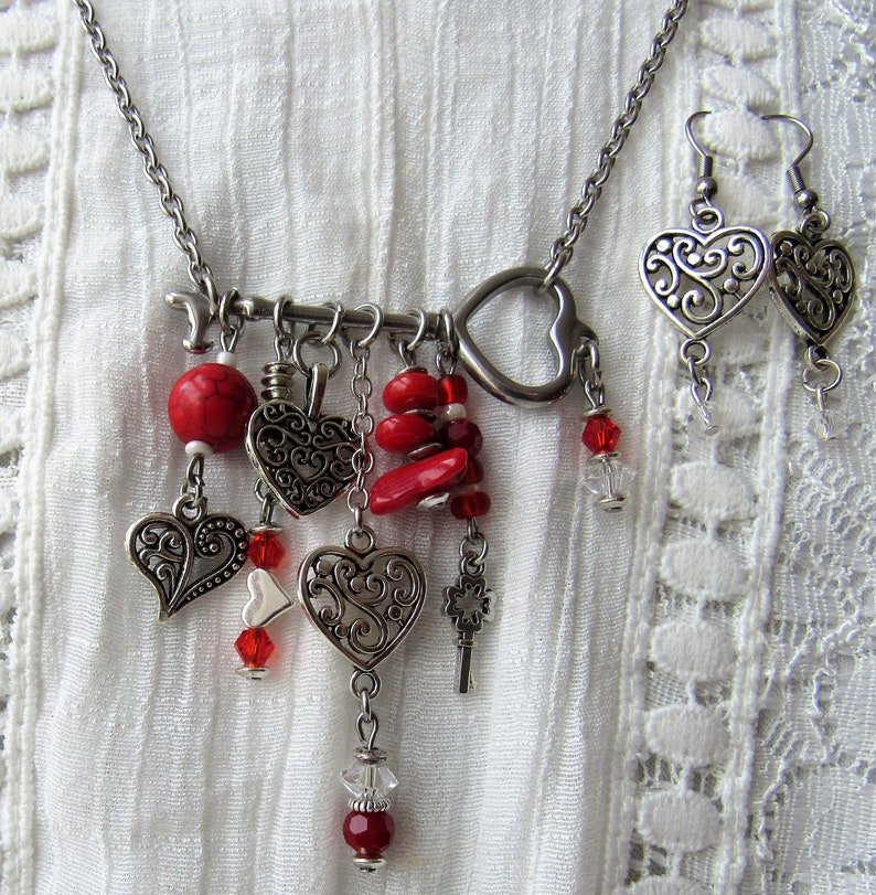 Beaded Necklace Hippie Hippy Skeleton Key Valentine Heart Boho Long Necklace /& Earring Set Boho Chic Stainless Steel Heart Charms