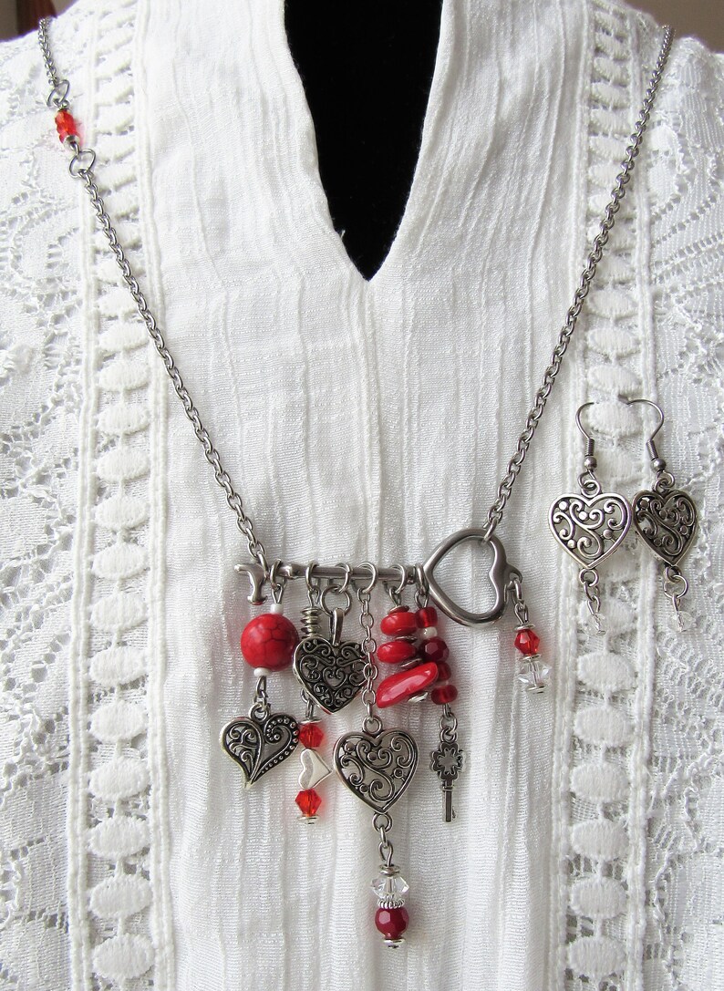Beaded Necklace Hippie Hippy Skeleton Key Valentine Heart Boho Long Necklace /& Earring Set Boho Chic Stainless Steel Heart Charms