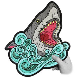 Enorme grote witte haai 11&quot; geborduurde achterpatch