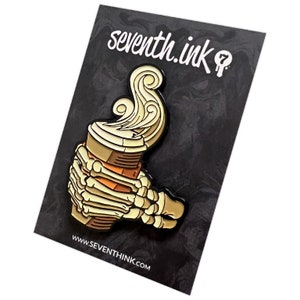 Pin de esmalte de huesos de café