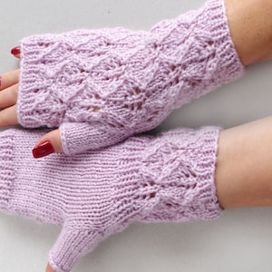 Dusty pink Lace fingerless gloves, wool arm warmers, knit wrist warmers, romantic fingerless gloves, fingerless mitts