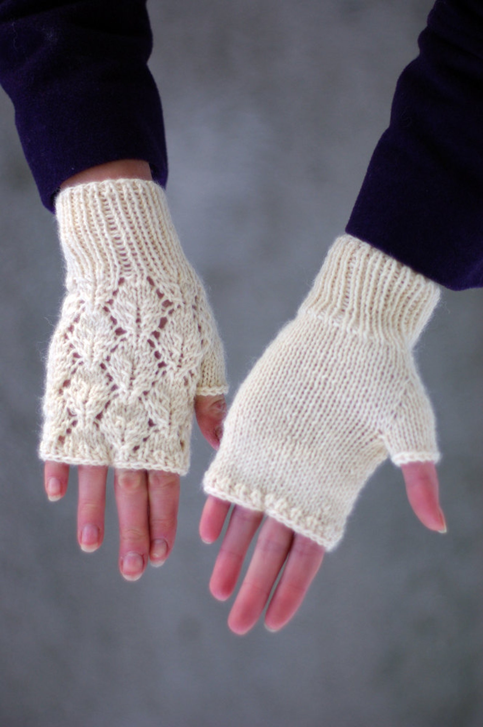 Lace Fingerless Mittens Knitting Pattern, Women Mitts Knitting Pattern, Instant Download