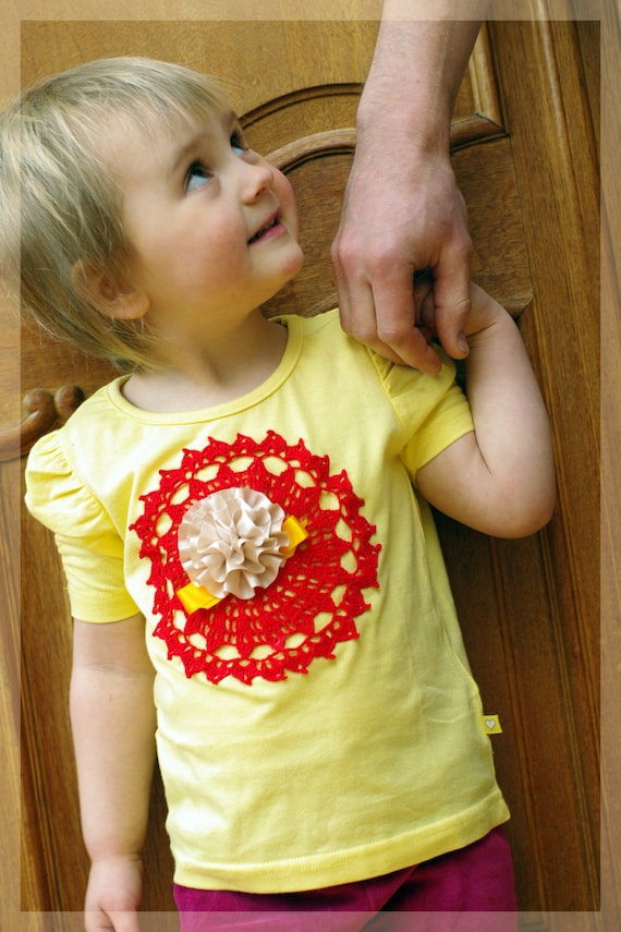 Kids Summer Tshirt With Doily Applique SIZE 3T 98, Kids Upcycled