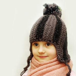 Kinder reflektierende schwarz braun gestreifte Ohrklappenmütze, Fliegermütze, Trapper Jägermütze, stricken Winter Pompom Mütze