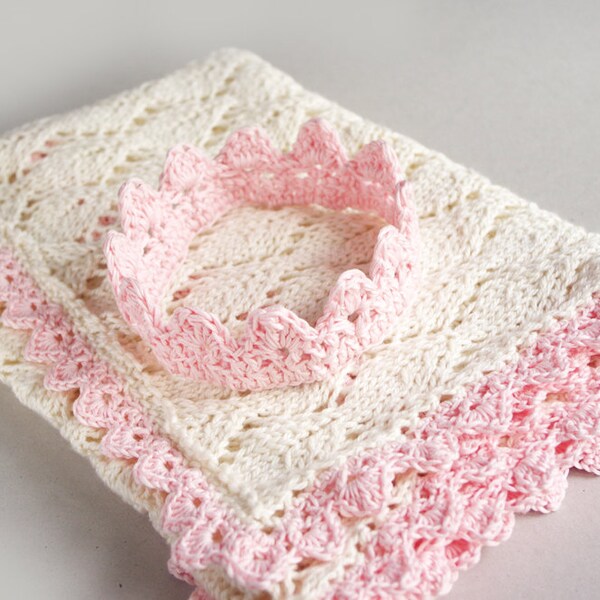 Knit natural white baby blanket and pink crown for newborn, Car Seat Blanket, Pram Blanket, Knitted Baby Blanket, Blanket, Baby Shower Gift
