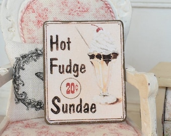 Miniatura para casa de muñecas, letrero de helado, imagen de cafetería, helado con sirope de chocolate caliente, póster de postre, lámina para casa de muñecas, estilo rústico chic, escala 1:12