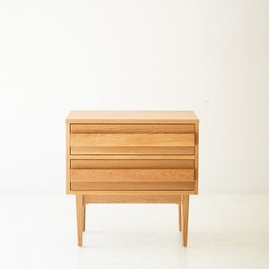 Modern-Nightstand-in-White-Oak-05