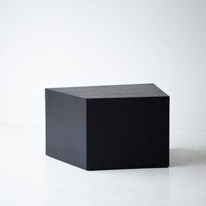 Modern-black-Coffee-tables-02