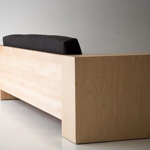 Mondo-Modern-Sofa-06