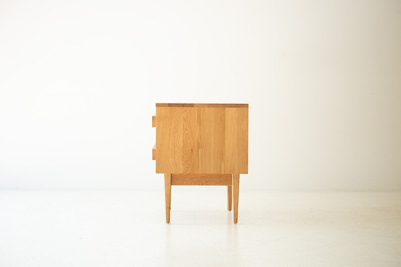 Modern-Nightstand-in-White-Oak-07