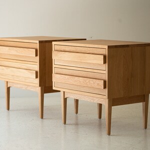 Modern-Nightstand-in-White-Oak-04