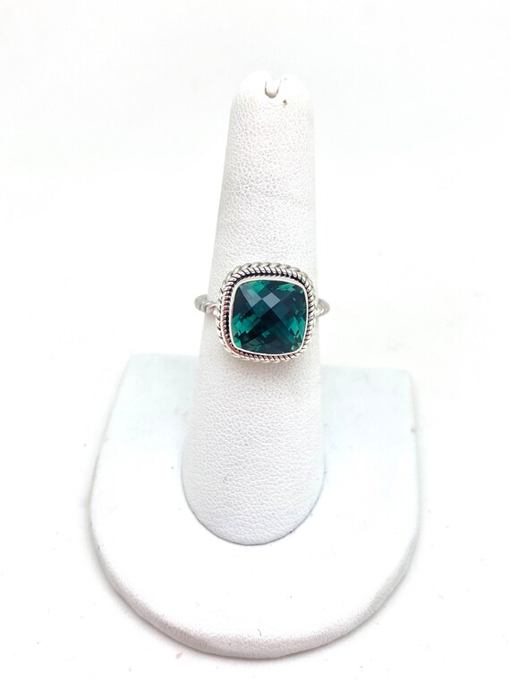 Gemstone Rings Bali Sterling Silver Ring with Green Quartz Gemstone Size 8 display picture 1
