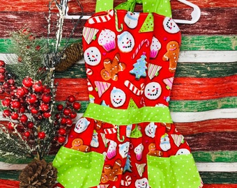 Christmas Apron for kids, Girl Chef Apron, Girls Retro apron handmade, Cooking apron, Baking apron, Holiday apron, CRISTMAS COOKIES APRON