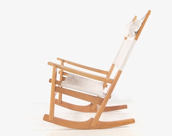 Rocking Chair "Keyhole Chair" by Hans Wegner for GETAMA, GE-673