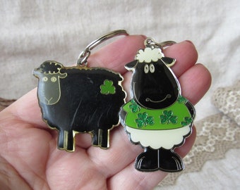 Ireland keyring, keyholder Ireland, Ireland sheep keyring, black sheep, set of 2