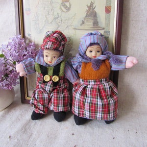 Scandinavische poppen, poppenmeisje en poppenjongen, poppenpaar om te verzamelen