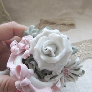 Cesto di fiori Figurina Bouquet Vintage da collezione in porcellana figurina bouquet di fiori