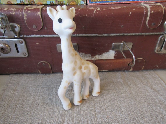 squeaky giraffe baby toy